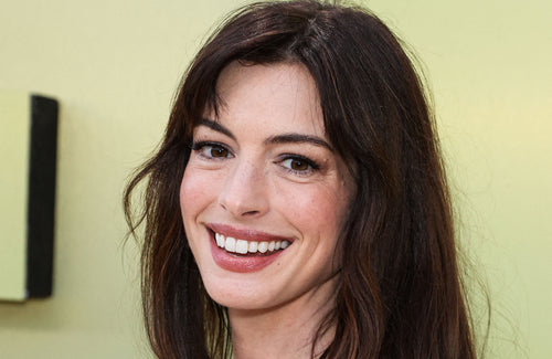 Anne Hathaway : les secrets d’une métamorphose invisible